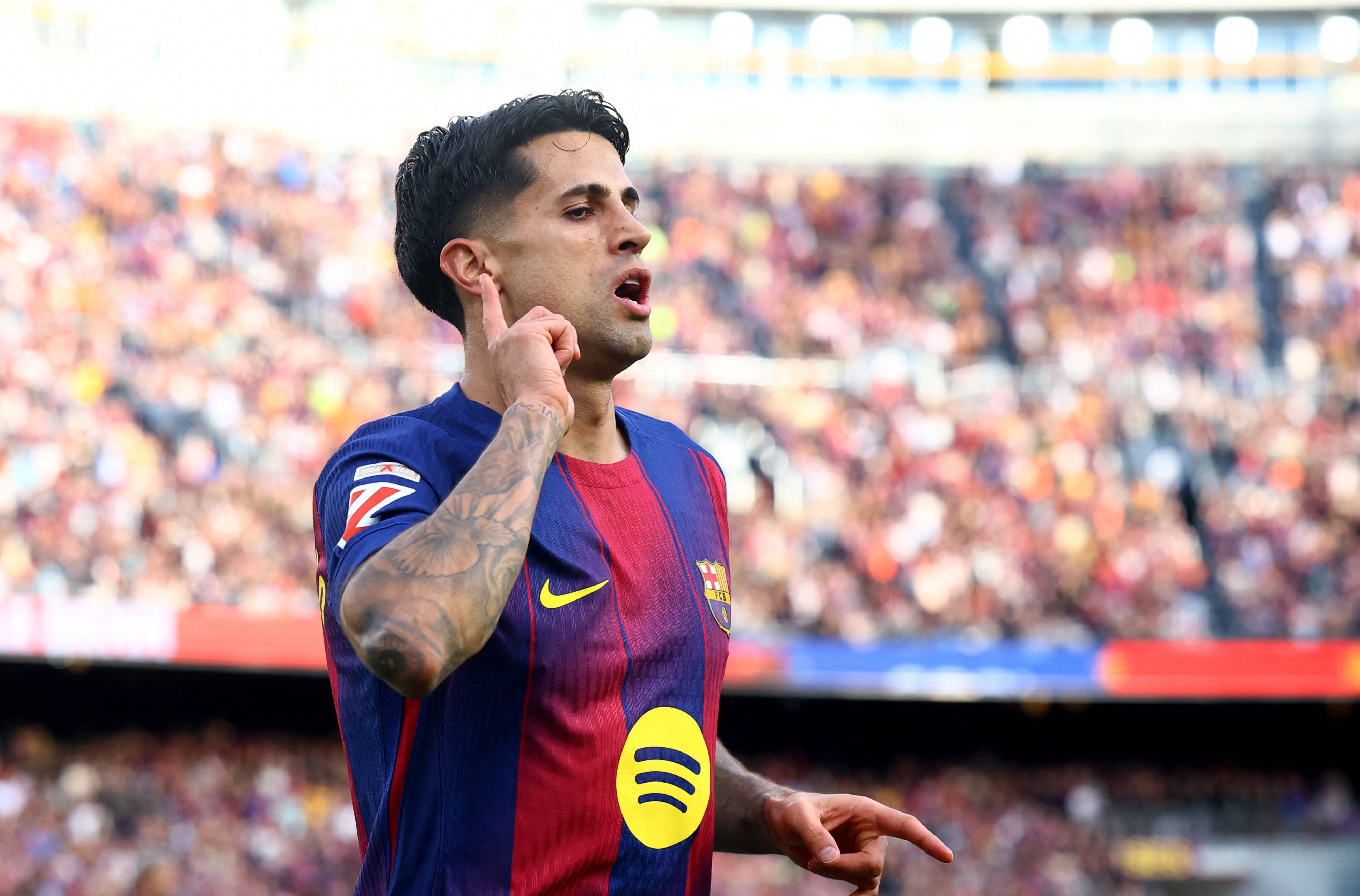 31岁坎塞洛连遭两大名帅弃用后 将成四大顶级联赛冠军大满贯首人